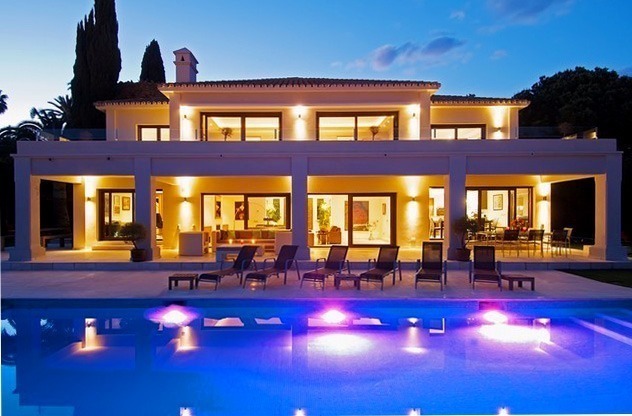 Exclusive modern villa for sale in Nueva Andalucia, Marbella