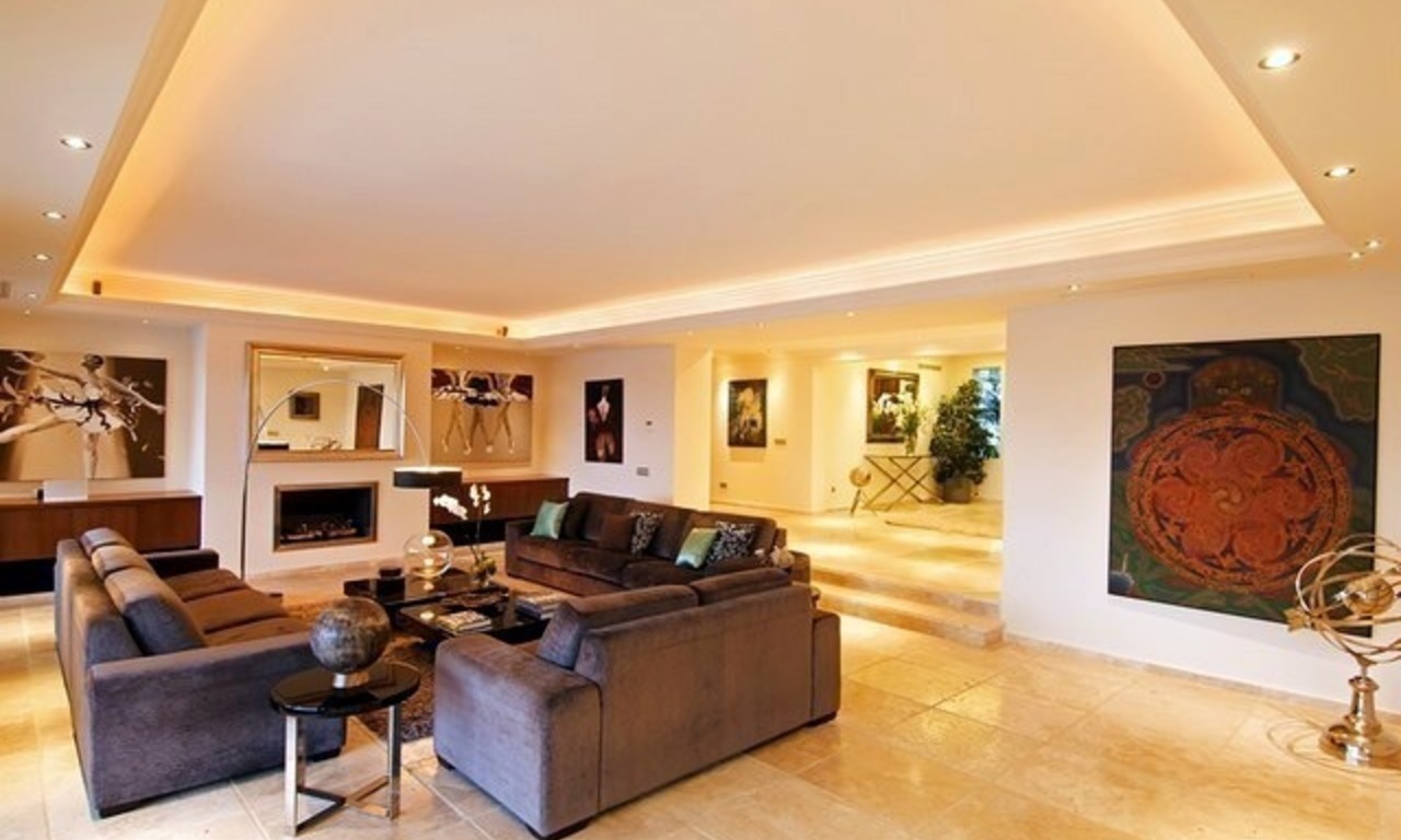 Exclusive modern villa for sale in Nueva Andalucia, Marbella 11