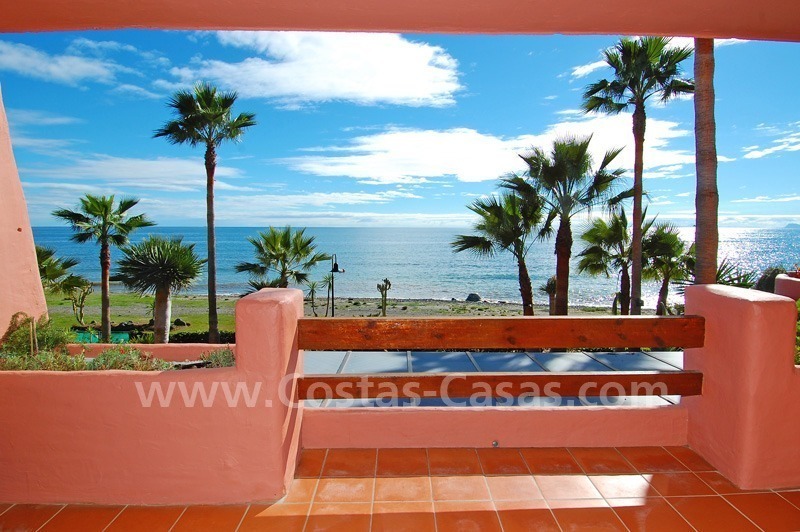 Luxury beachfront apartment for sale, frontline beach complex, New Golden Mile, Marbella - Estepona