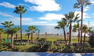 Luxury beachfront apartment for sale, frontline beach complex, New Golden Mile, Marbella - Estepona 3