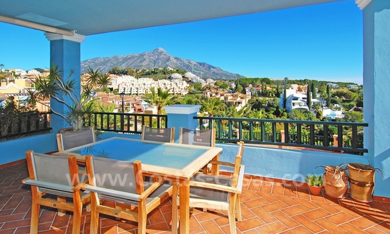 Luxury Townhouse for sale in Nueva Andalucia - Marbella 1