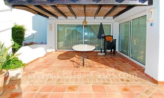 Beachside villa for sale in Eastern Marbella 6