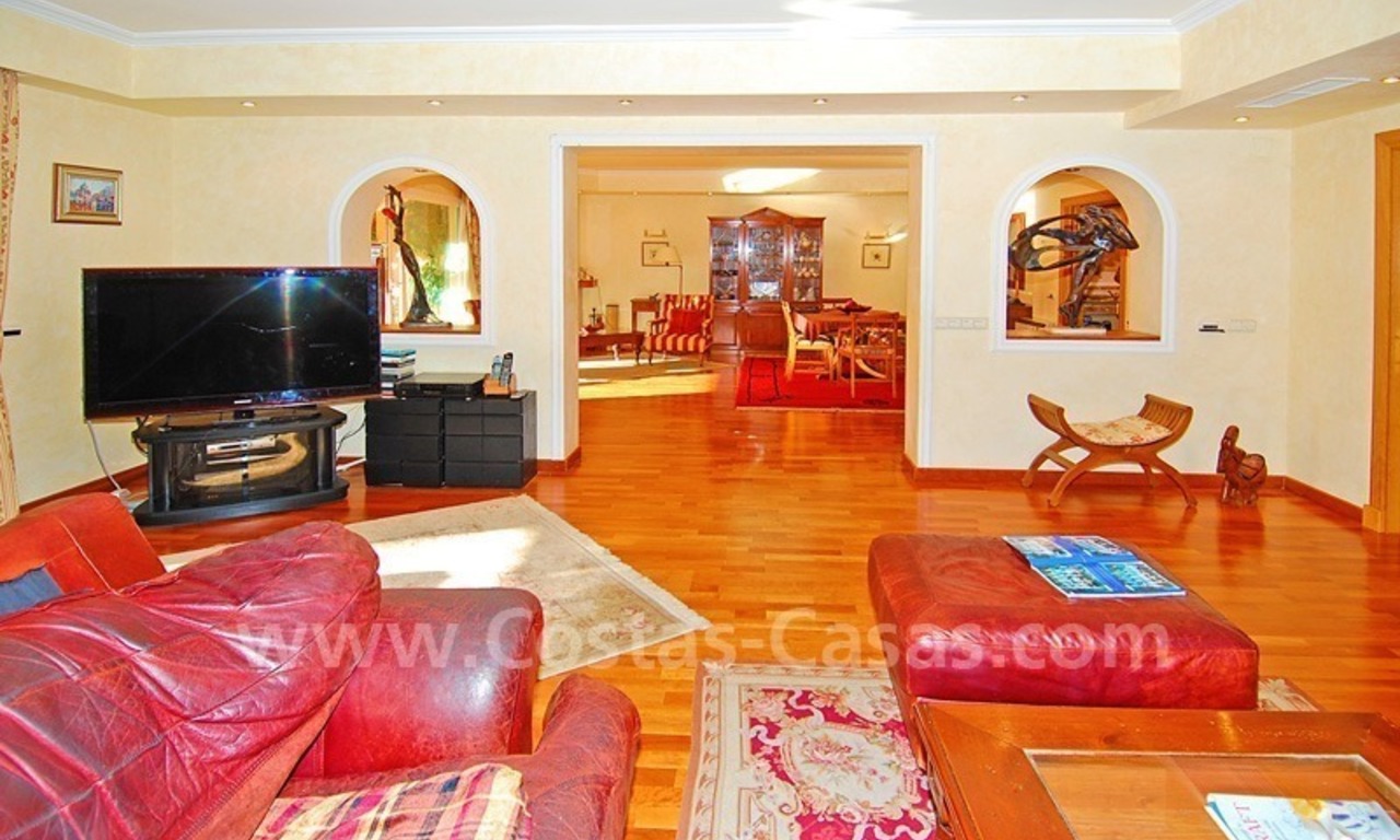 Double townhouse for sale on the Golden Mile near Puerto Banus 8