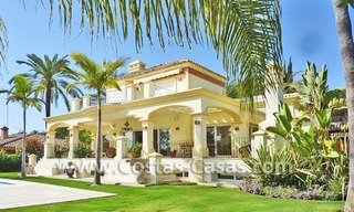 Front line golf luxury villa for sale in Nueva Andalucia, Marbella 1
