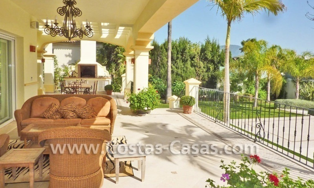 Front line golf luxury villa for sale in Nueva Andalucia, Marbella 14