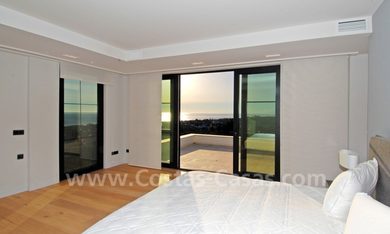Modern quality luxury villa for sale in Marbella, adjacent to the golf course with panoramic sea views 11