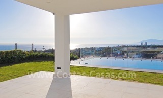 Modern quality luxury villa for sale in Marbella, adjacent to the golf course with panoramic sea views 4