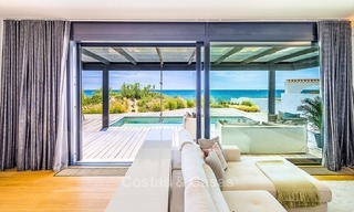 Modern beachfront villa for sale in Marbella with breathtaking sea views 1191 