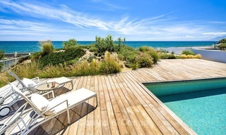Modern beachfront villa for sale in Marbella with breathtaking sea views 1201 