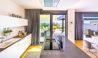 Modern beachfront villa for sale in Marbella with breathtaking sea views 1214 