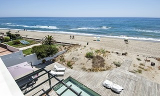 Modern beachfront villa for sale in Marbella with breathtaking sea views 1219 