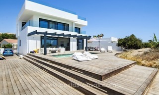 Modern beachfront villa for sale in Marbella with breathtaking sea views 1222 
