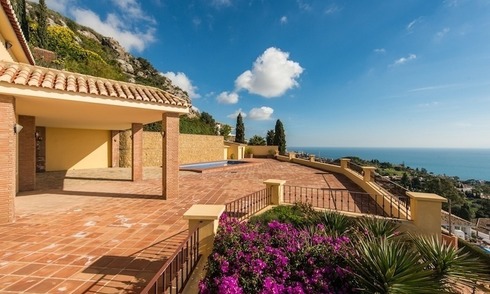 Luxury villa for sale in Benalmadena, Costa del Sol 