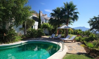 Exclusive villa for sale in a golf resort, Marbella - Benahavis 2