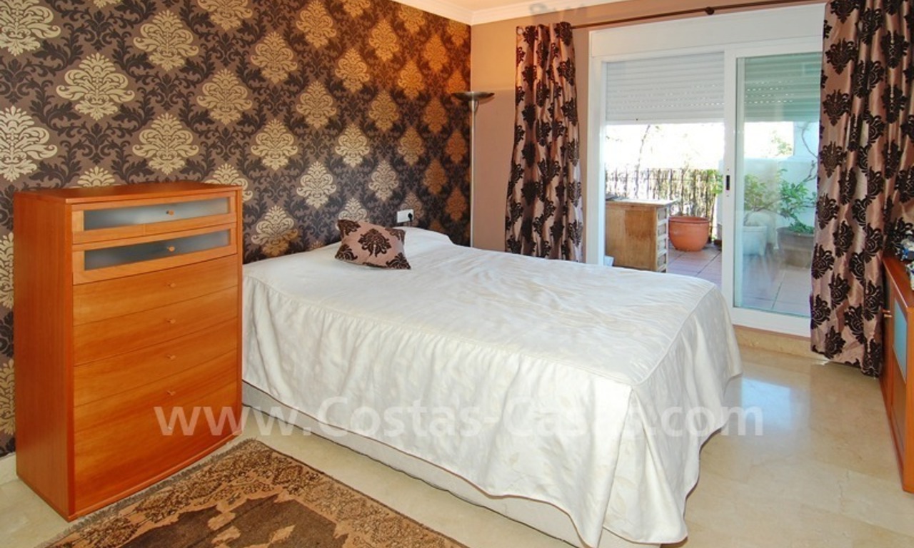 Beachside penthouse for sale in Marbella 8