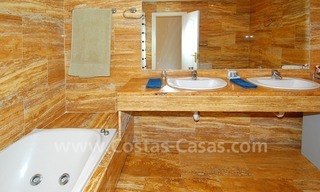 Luxury ground floor apartment for sale beachside in Nueva Andalucia, Puerto Banus - Marbella 8