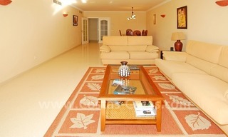Luxury ground floor apartment for sale beachside in Nueva Andalucia, Puerto Banus - Marbella 4
