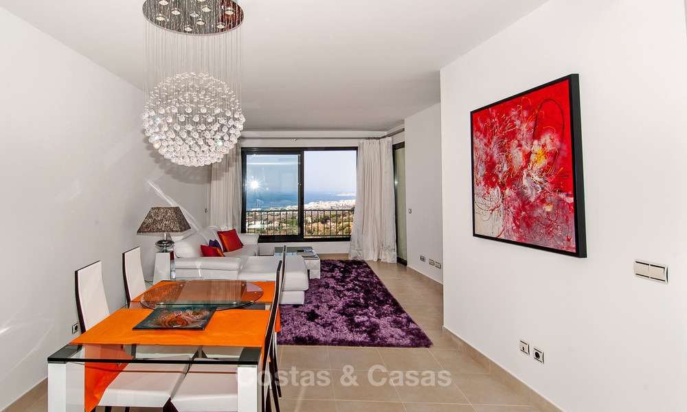 Opportunity! Luxury Modern Apartment For Sale in Marbella with breathtaking sea view, ready to move in 14593