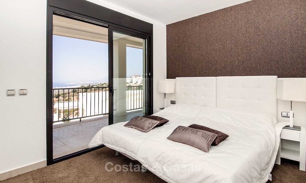 Opportunity! Luxury Modern Apartment For Sale in Marbella with breathtaking sea view, ready to move in 14595