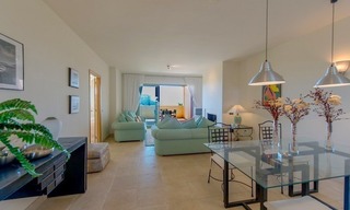 2 Bargain luxury golf apartments for sale, golf resort, Benahavis - Marbella 4