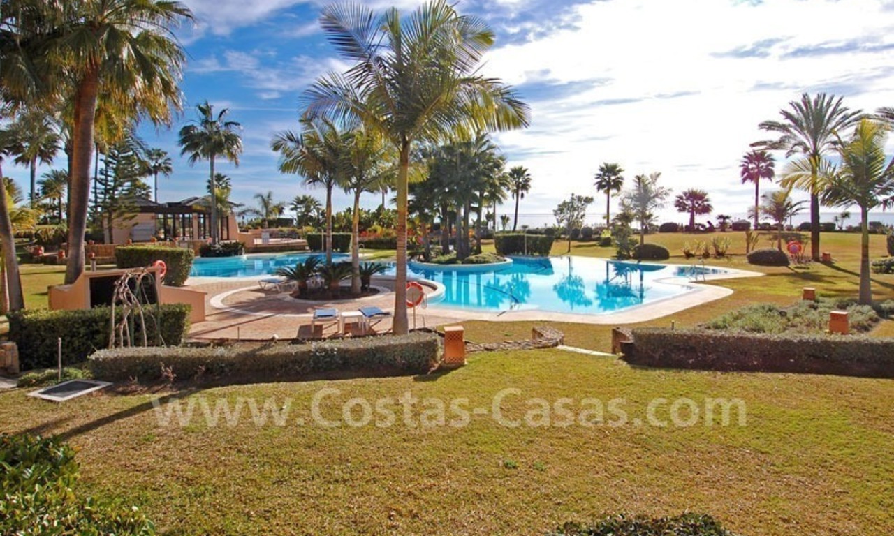 Beachfront luxury apartment for sale at the New Golden Mile between Puerto Banus - Marbella and the centre of Estepona 5
