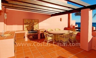 Luxury frontline beach corner penthouse for sale, first line beach complex, New Golden Mile, Marbella - Estepona 2