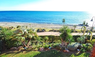 Luxury frontline beach corner penthouse for sale, first line beach complex, New Golden Mile, Marbella - Estepona 12