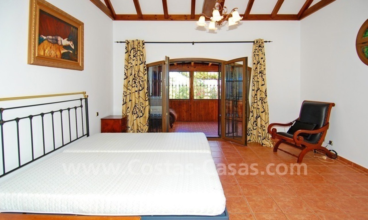 Villa for sale in Marbella with possibility to built a small hotel or B&B 16