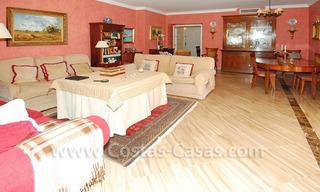 Beachside luxury corner apartment for sale in Marbella 6