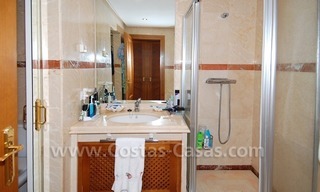 Luxury beachside apartment for sale in a frontline beach complex, New Golden Mile, Marbella - Estepona 13