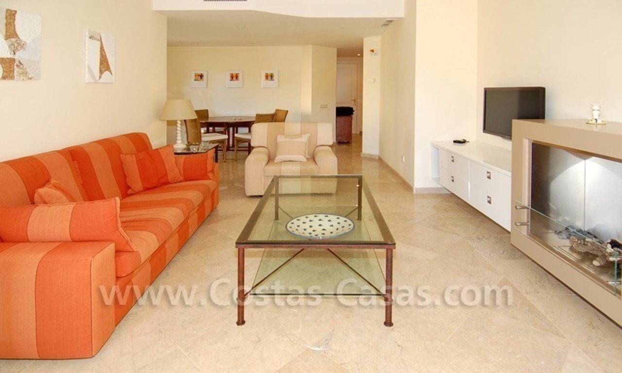 Front line golf apartment for sale in East Marbella 9