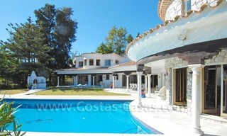 First line golf andalusian styled villa for sale in Estepona – Marbella 2