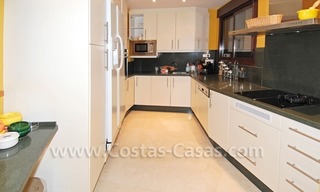 Luxury beachside apartments for sale, New Golden Mile, Marbella - Estepona 18