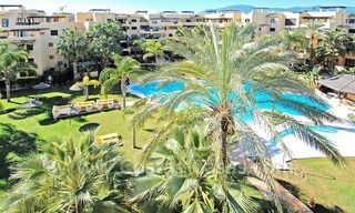 Luxury beachside apartments for sale, New Golden Mile, Marbella - Estepona 12