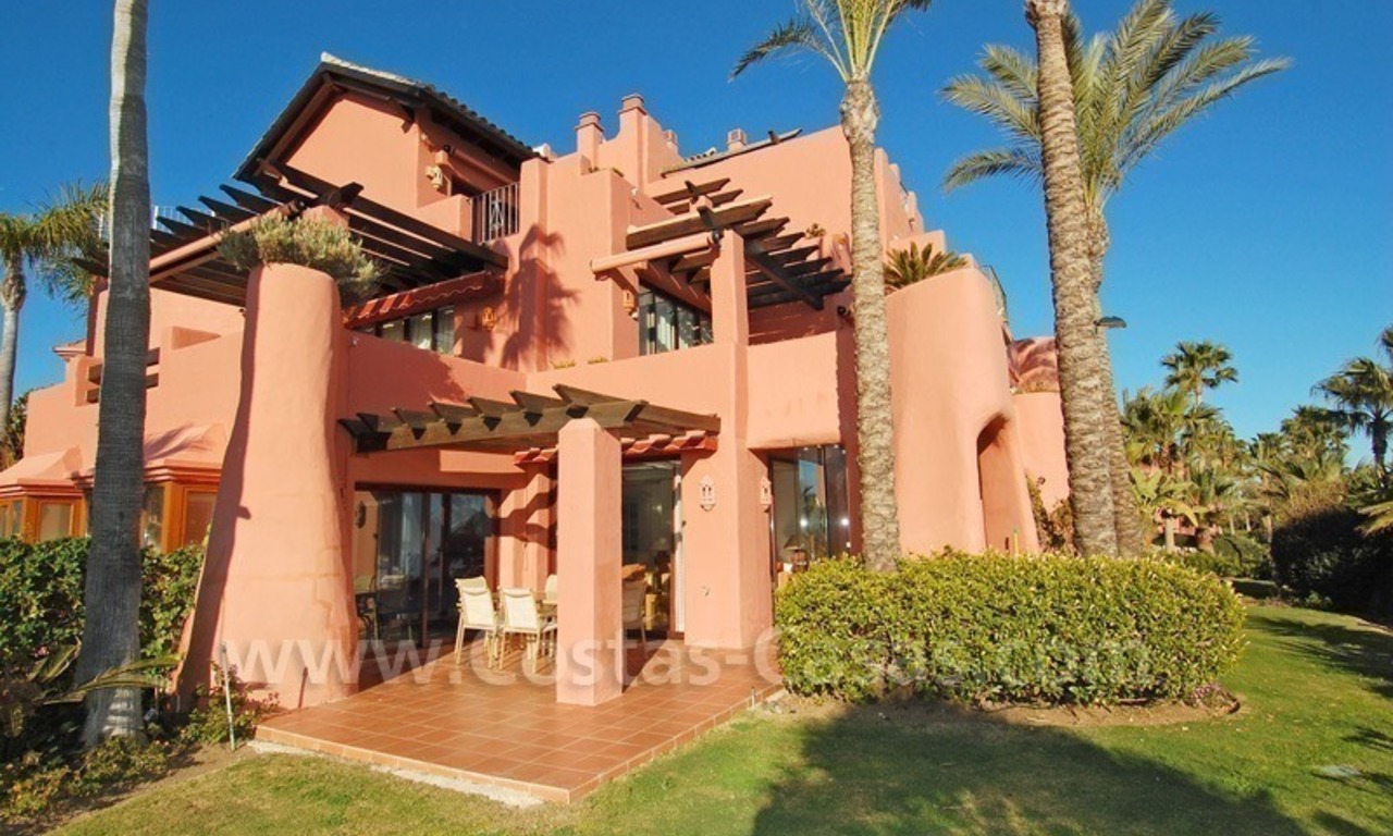 Luxury front line beach apartment for sale, first line beach complex, New Golden Mile, Marbella - Estepona 3