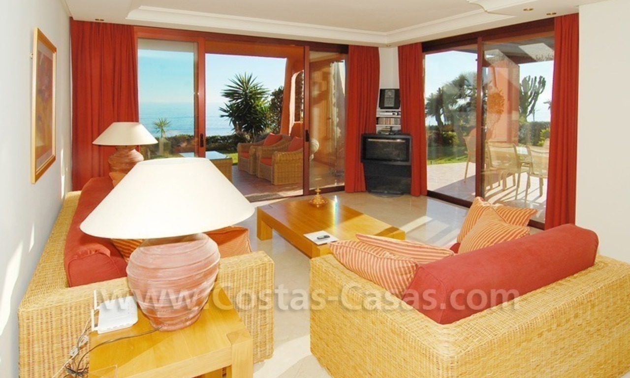 Luxury front line beach apartment for sale, first line beach complex, New Golden Mile, Marbella - Estepona 7