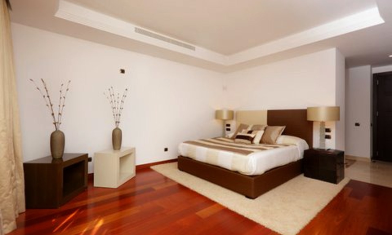 Exclusive apartment for sale, Puerto Banus – Marbella 10