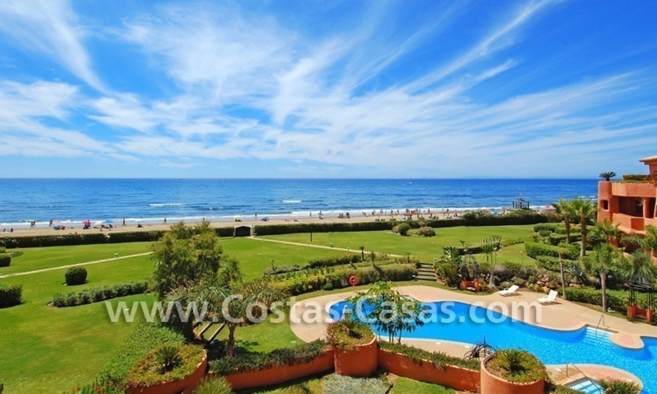 Beachfront andalusian style luxury apartment for sale in Marbella 21