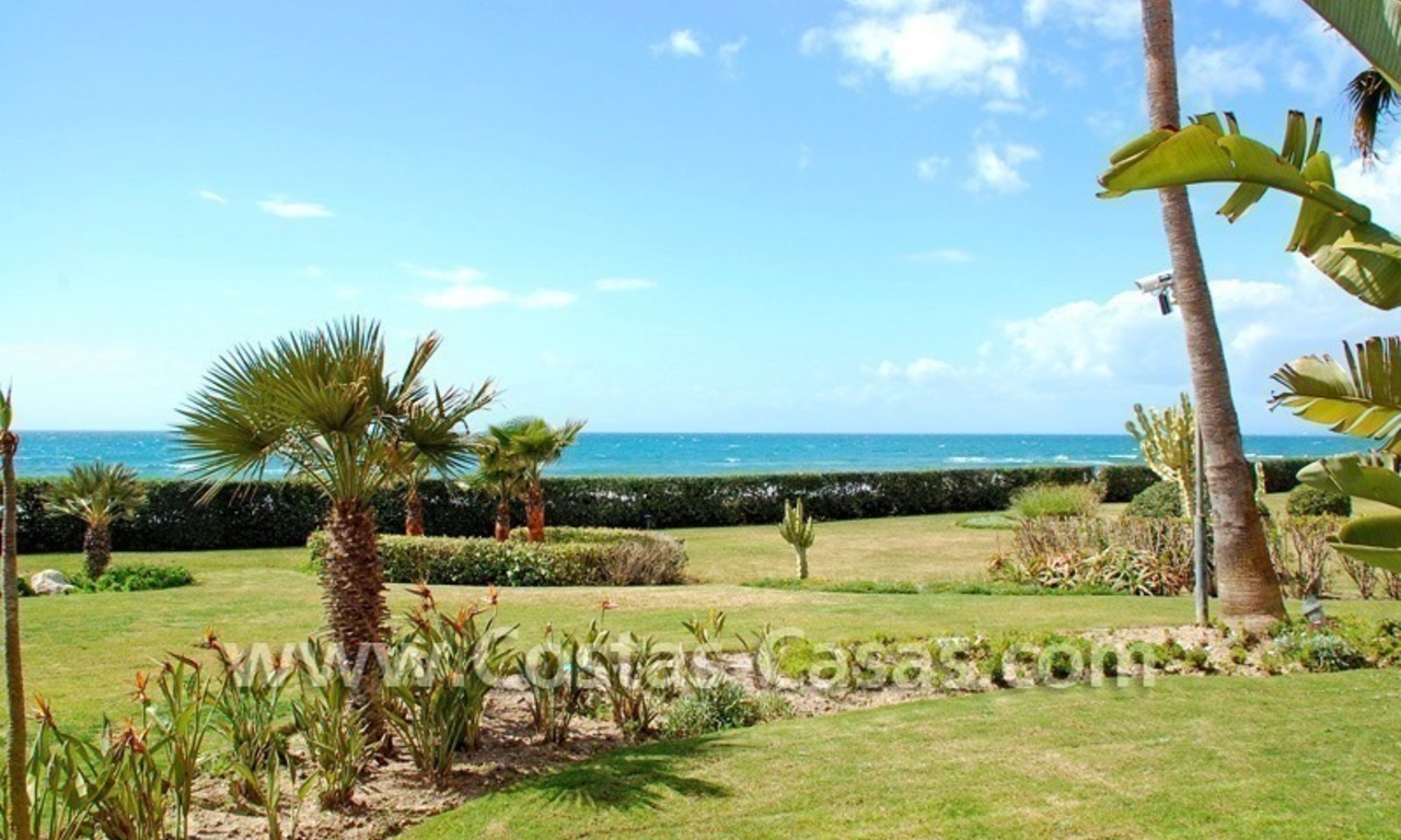Beachfront andalusian style luxury apartment for sale in Marbella 1