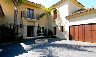 Distressed Sale! Andalusian Styled Villa for Sale in Estepona – Marbella 9