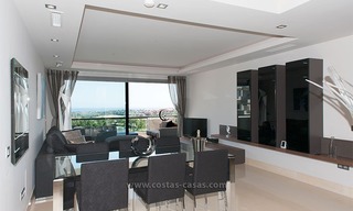 For Rent: New, Contemporary-style luxury vacation penthouse in Marbella-Benahavís, Costa del Sol 10