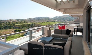 For Rent: New, Contemporary-style luxury vacation penthouse in Marbella-Benahavís, Costa del Sol 9