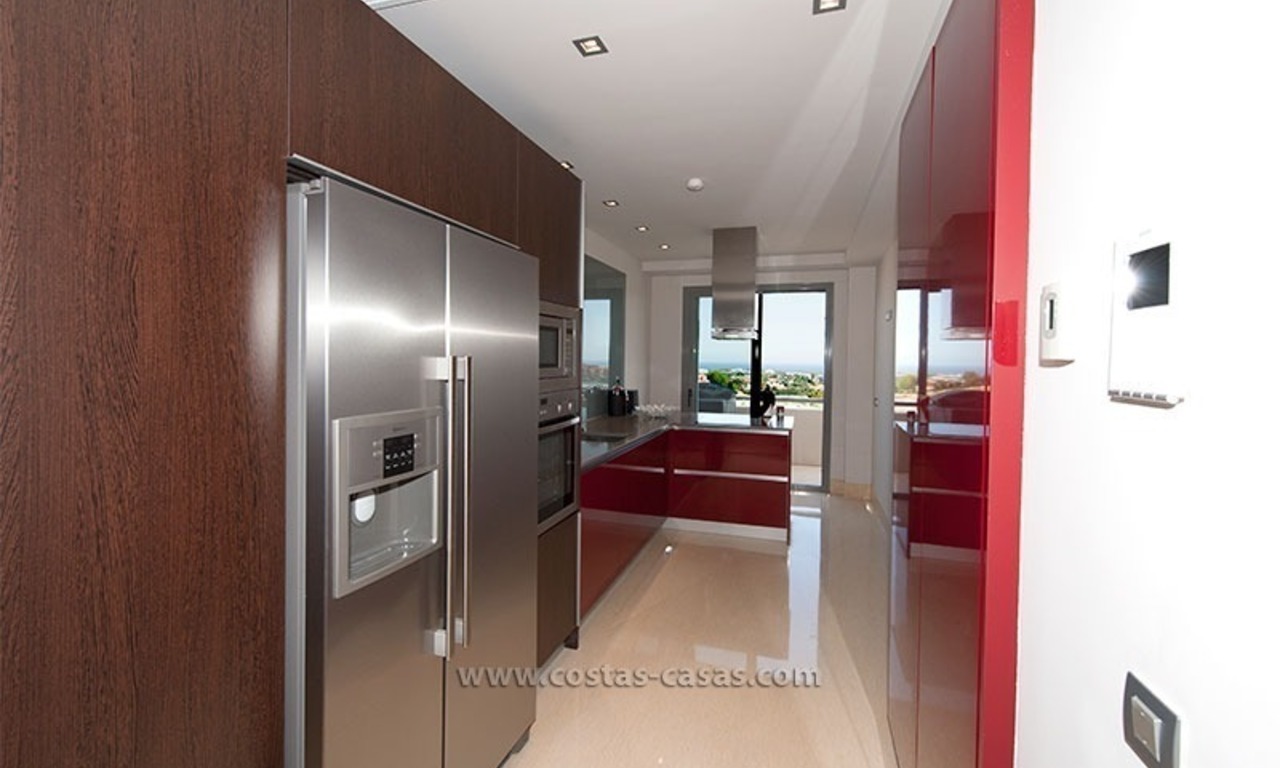 For Rent: New, Contemporary-style luxury vacation penthouse in Marbella-Benahavís, Costa del Sol 14