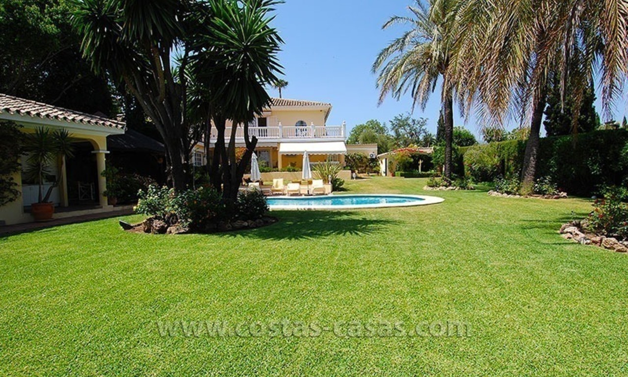 Golf villa to buy near San Pedro in Marbella 1