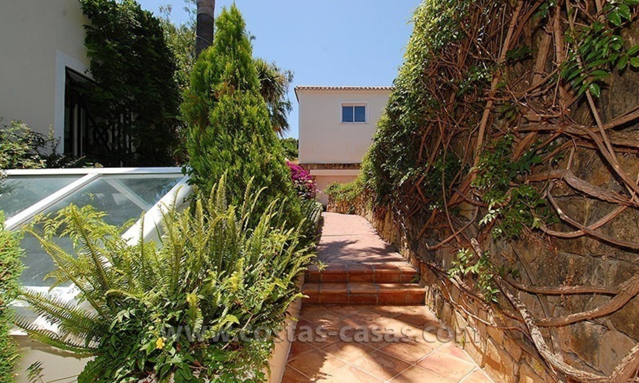 First line golf villa for sale in Marbella – Benahavis 4