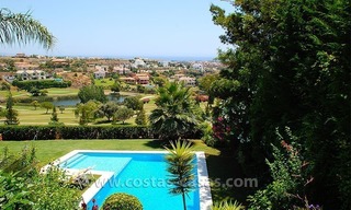 First line golf villa for sale in Marbella – Benahavis 7