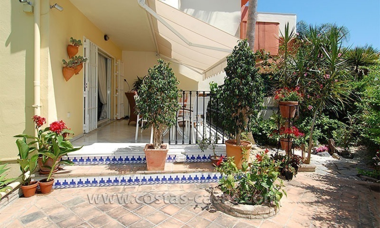 Townhouse for sale in beachfront complex in Estepona 6