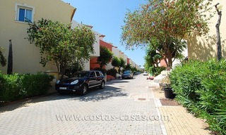 Townhouse for sale in beachfront complex in Estepona 23