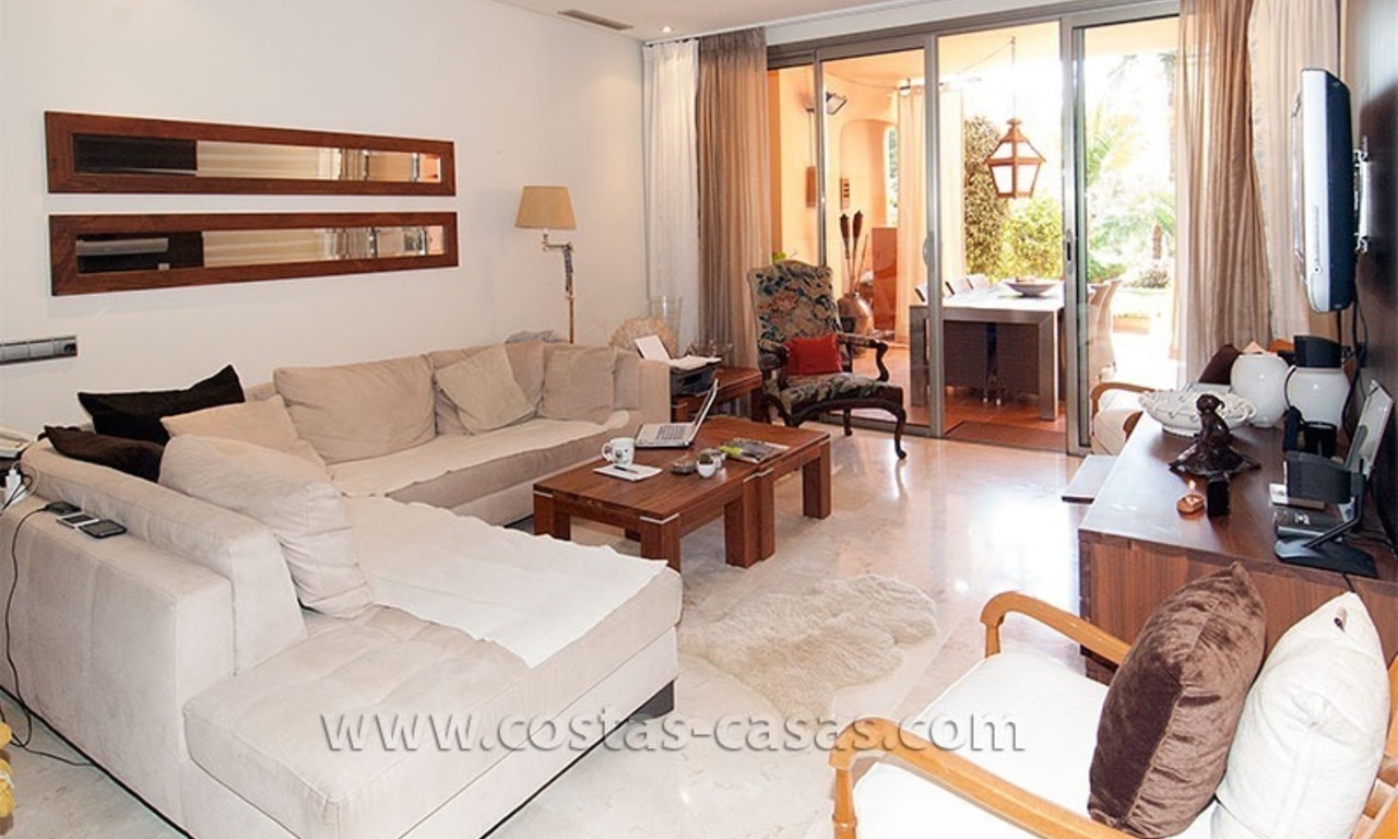 Exclusive luxury apartment to buy on the Golden Mile in Marbella 8