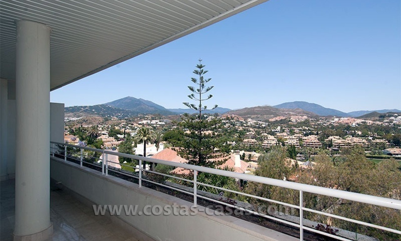 Modern apartment for sale in Nueva Andalucía – Marbella 1